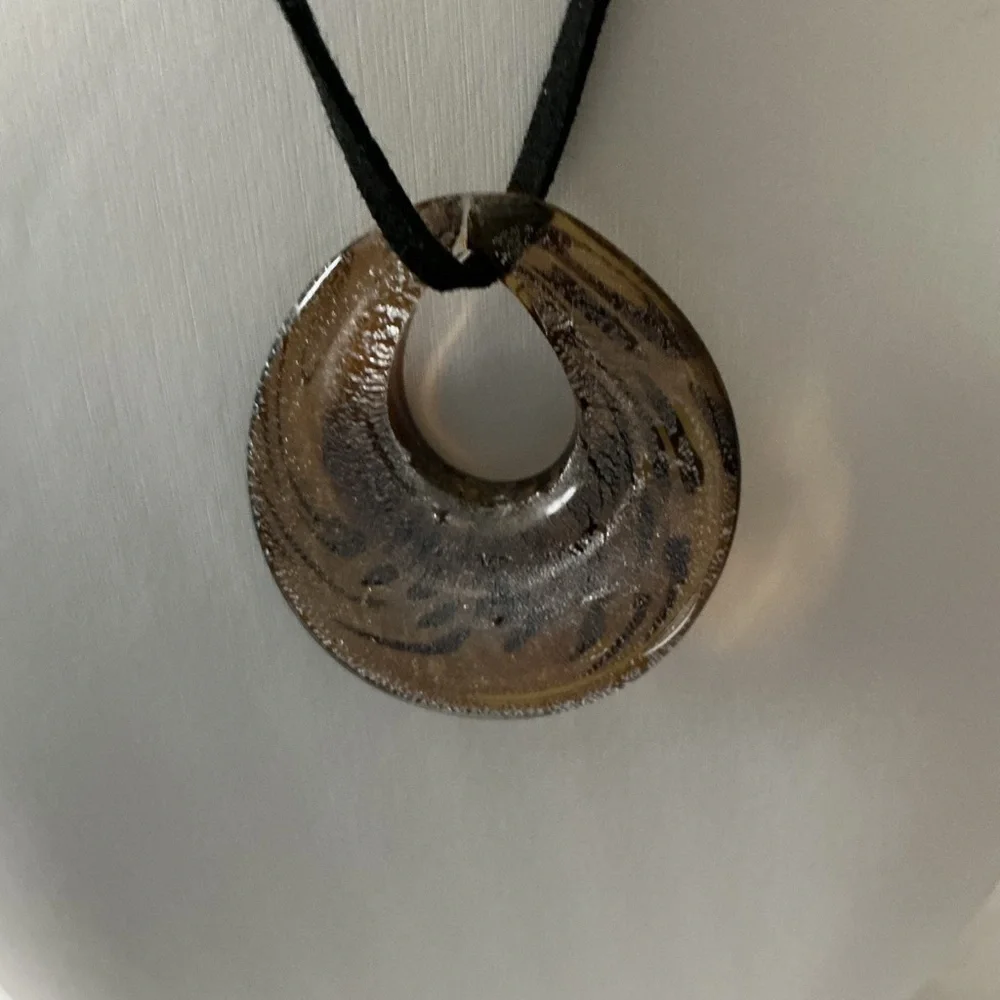 Amber/Brown Silver Tone Pendant Necklace and Earrings